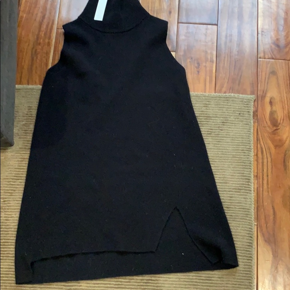 Michelle mason 100% wool small turtle neck tunic